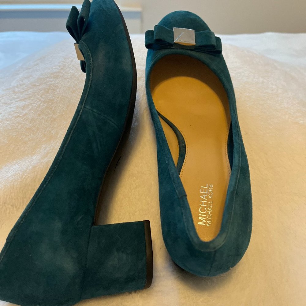 MICHAEL KORS Kiera Ballet Mid Pumps SZ 8.5M